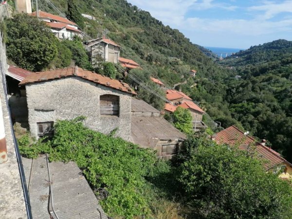 casa indipendente in vendita a Ventimiglia in zona Sant'Antonio