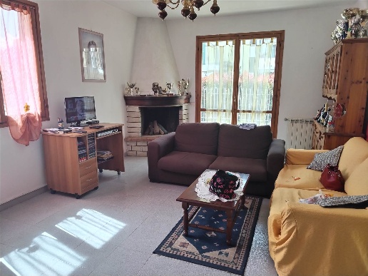 casa indipendente in vendita a Ventimiglia in zona Porra