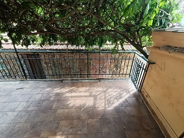 casa indipendente in vendita a Ventimiglia in zona Verrandi