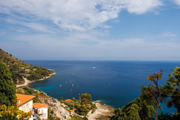 appartamento in vendita a Ventimiglia in zona Grimaldi
