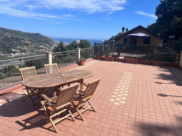 casa indipendente in vendita a Ventimiglia in zona Seglia / San Bernardo