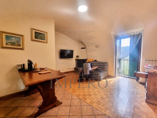 casa indipendente in vendita a Ventimiglia in zona Seglia / San Bernardo