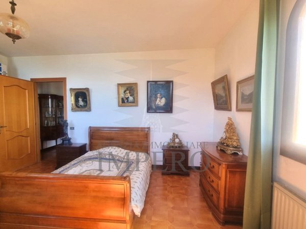 casa indipendente in vendita a Ventimiglia in zona San Lorenzo