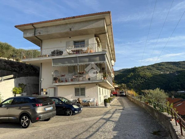 appartamento in vendita a Ventimiglia in zona Varase