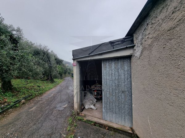 box auto in vendita a Ventimiglia in zona Seglia / San Bernardo