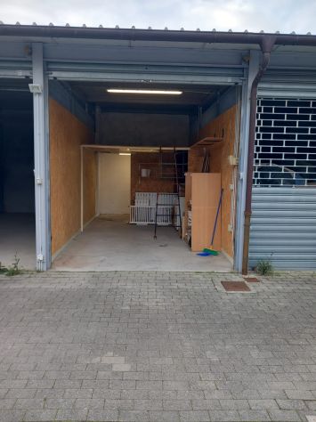box auto in vendita a Ventimiglia