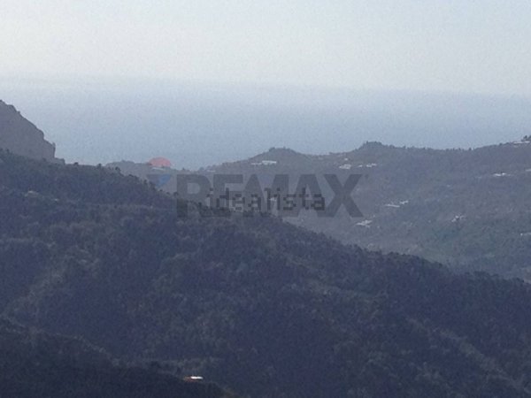 terreno in vendita a Ventimiglia in zona San Lorenzo