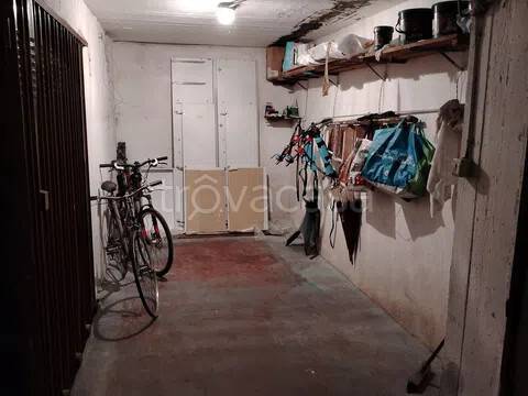 box auto in vendita a Ventimiglia