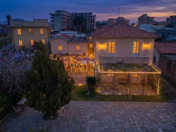 casa indipendente in vendita a Ventimiglia