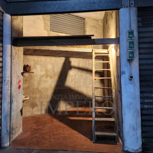 box auto in vendita a Ventimiglia