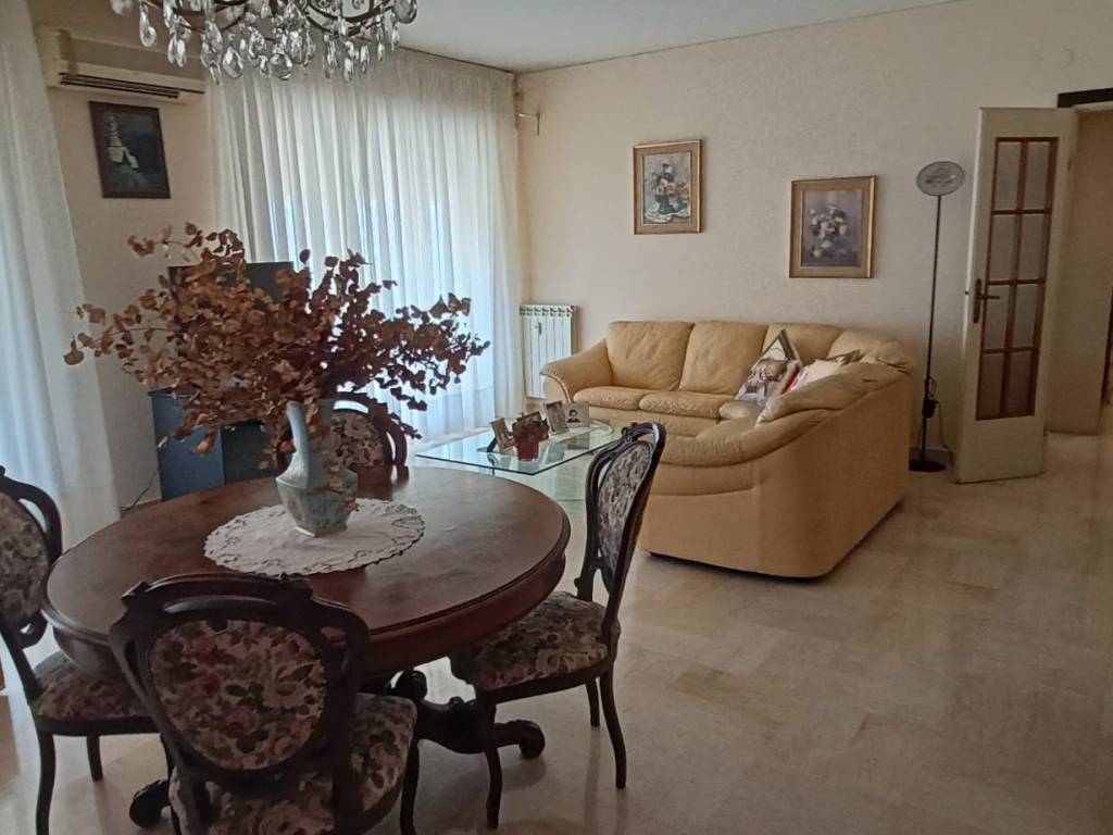 appartamento in vendita a Ventimiglia