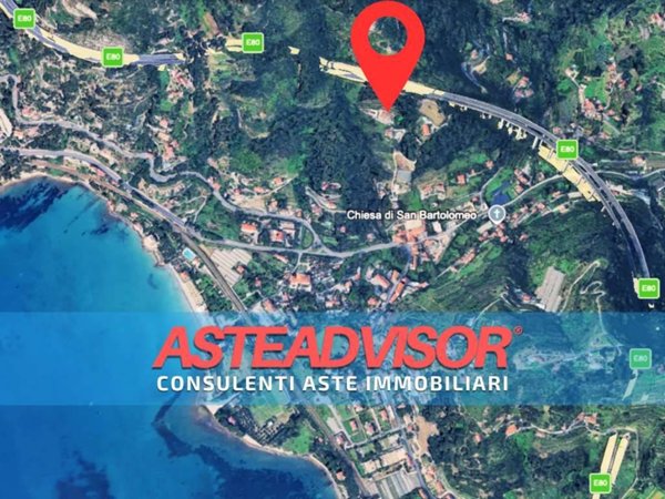 casa indipendente in vendita a Ventimiglia in zona Latte