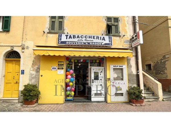 negozio in vendita a Ventimiglia