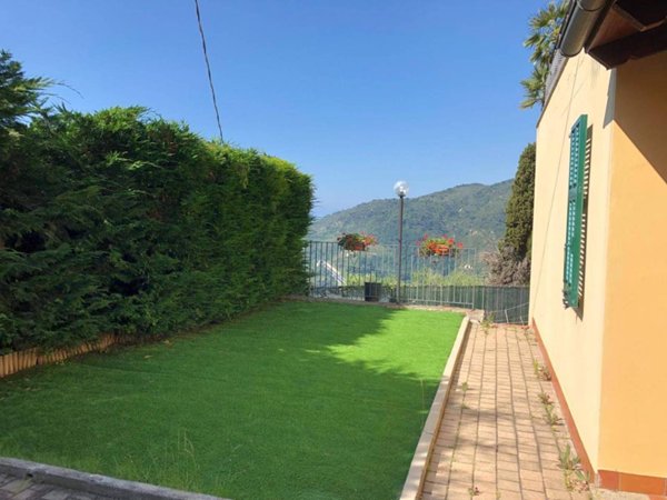casa indipendente in vendita a Ventimiglia in zona San Lorenzo