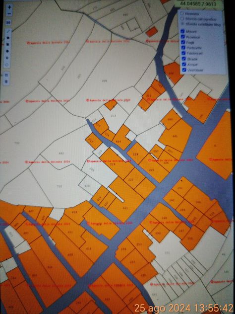 locale commerciale in vendita a Vessalico