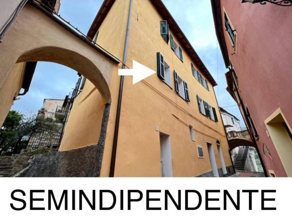 casa indipendente in vendita a Villa Faraldi
