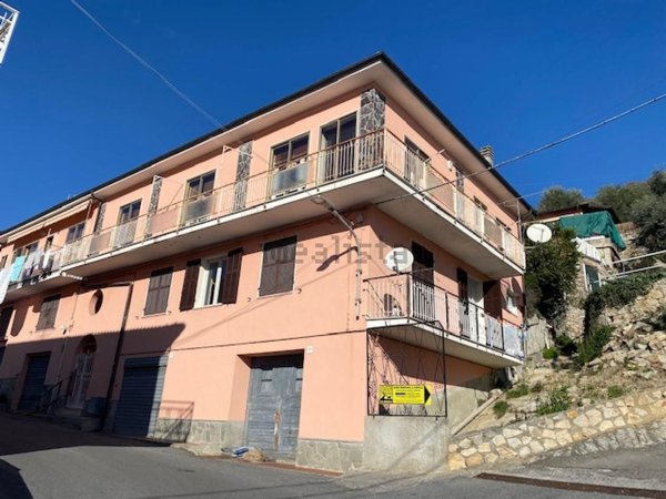 appartamento in vendita a Villa Faraldi in zona Riva Faraldi