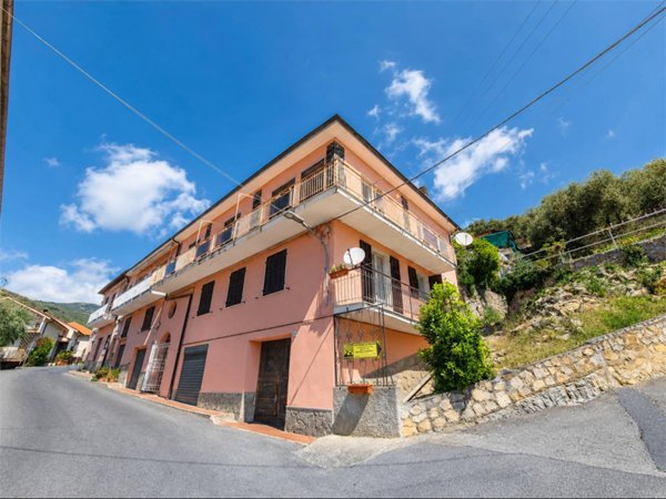 appartamento in vendita a Villa Faraldi in zona Riva Faraldi