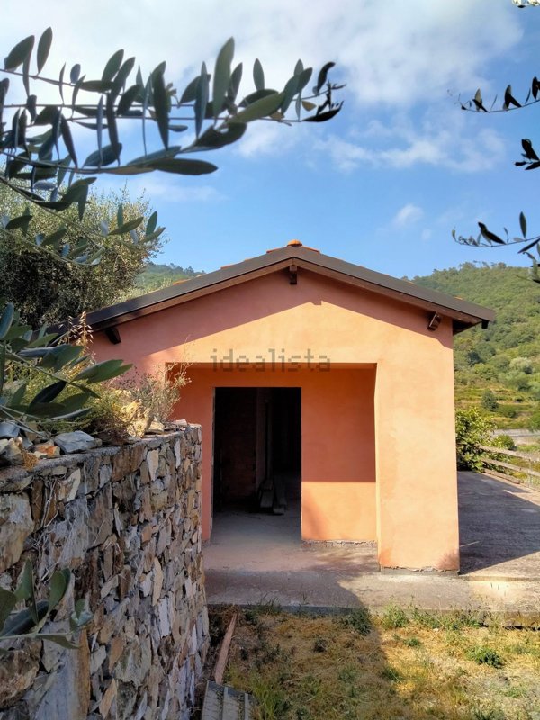 casa indipendente in vendita a Villa Faraldi in zona Riva Faraldi