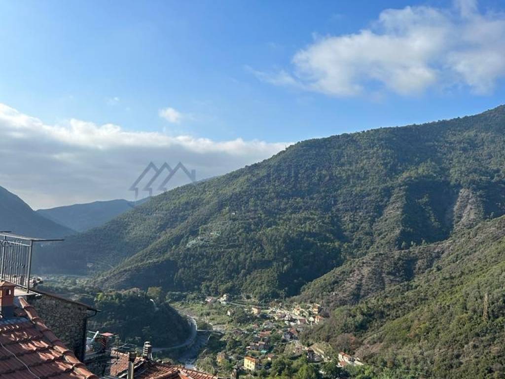 appartamento in vendita a Montalto Carpasio