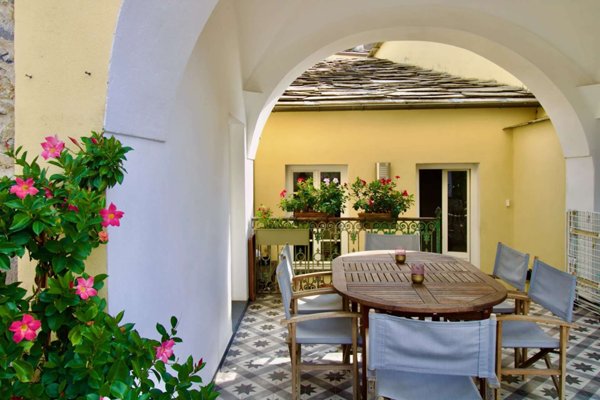 casa indipendente in vendita a Montalto Carpasio in zona Costa