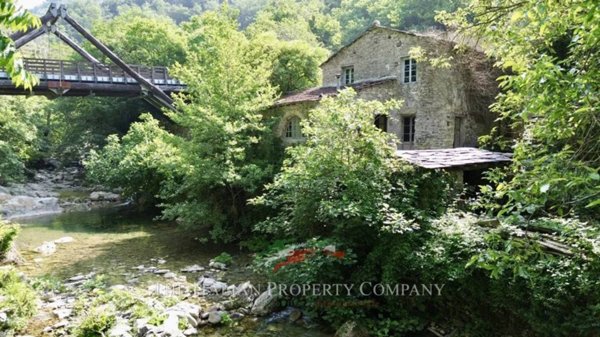 casa indipendente in vendita a Montalto Carpasio in zona Carpasio