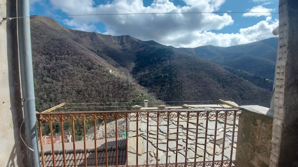 appartamento in vendita a Montalto Carpasio in zona Carpasio