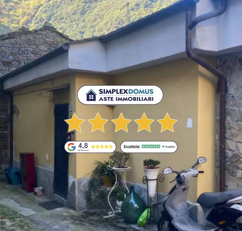 casa indipendente in vendita a Montalto Carpasio