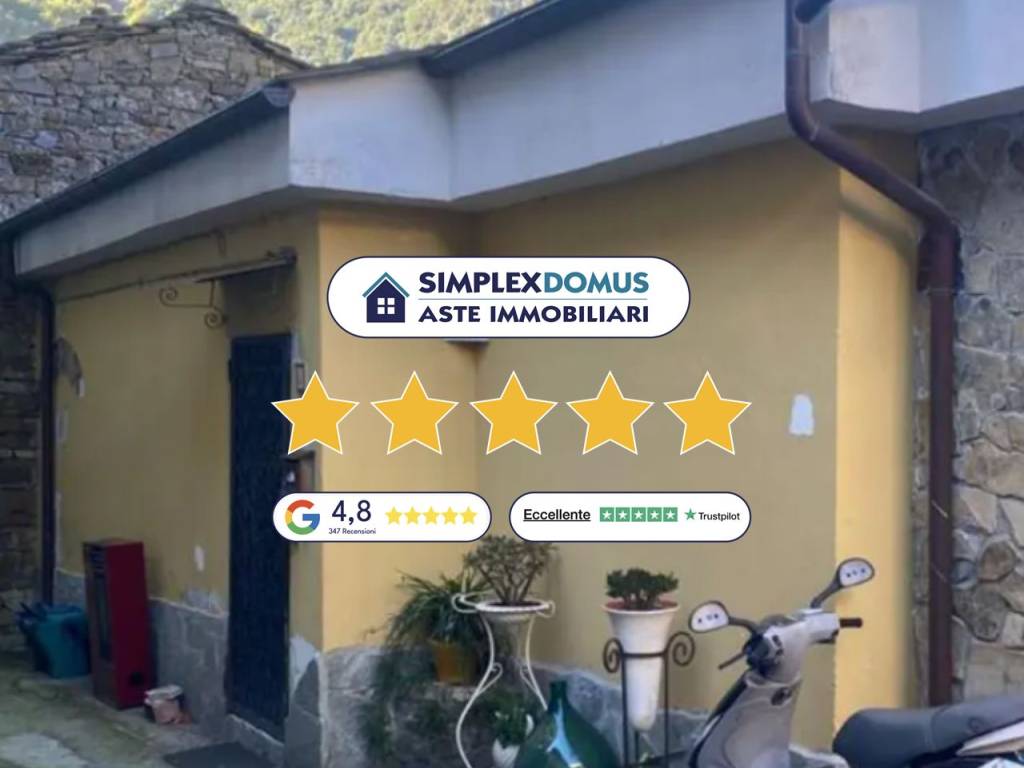 casa indipendente in vendita a Montalto Carpasio