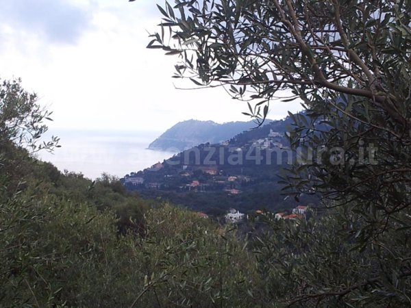 appartamento in vendita ad Alassio