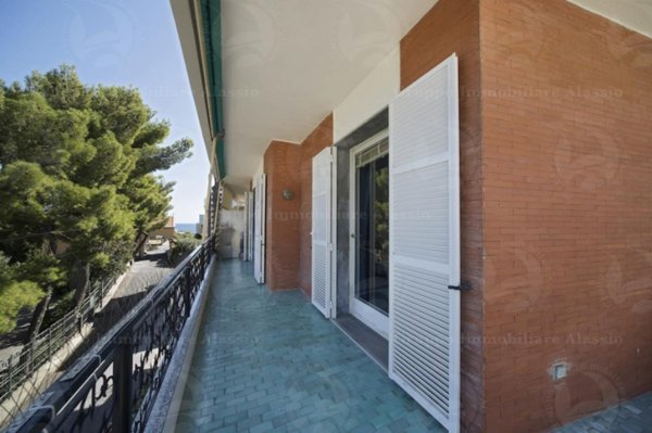 appartamento in vendita ad Alassio