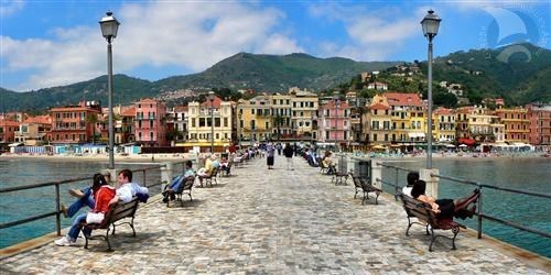 negozio in vendita ad Alassio