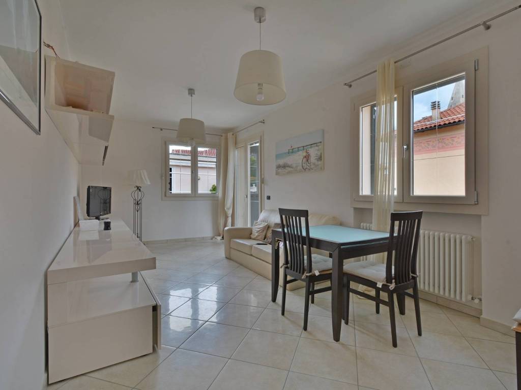 appartamento in vendita ad Alassio