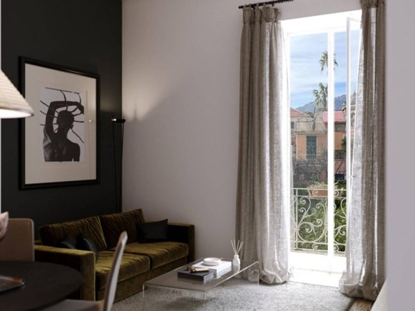 appartamento in vendita ad Alassio