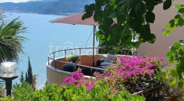 appartamento in vendita ad Alassio