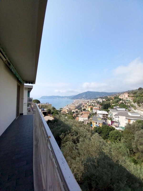 appartamento in vendita ad Alassio