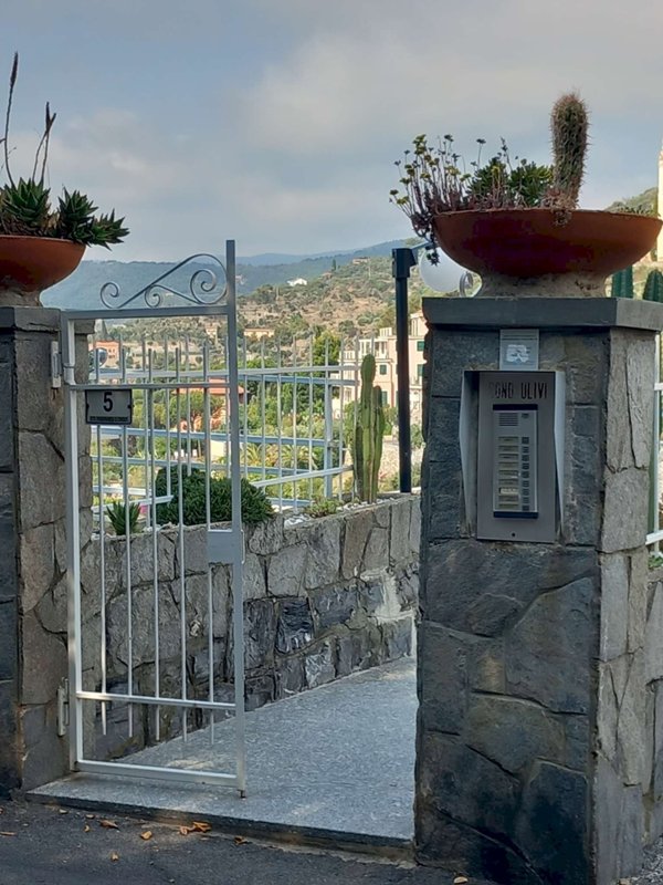 appartamento in vendita ad Alassio