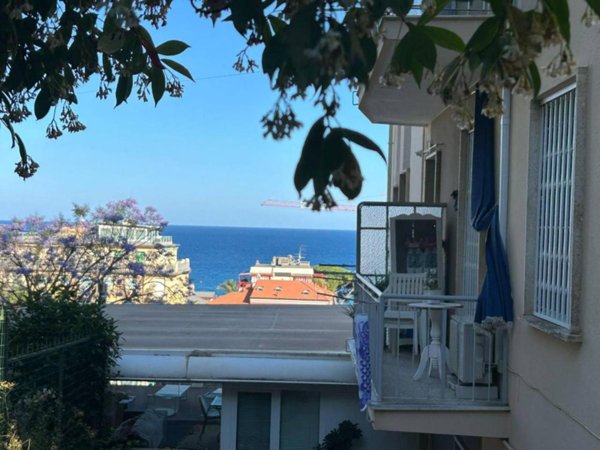 appartamento in vendita ad Alassio