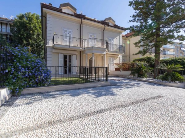 appartamento in vendita ad Alassio