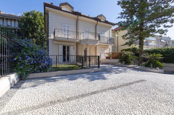 appartamento in vendita ad Alassio