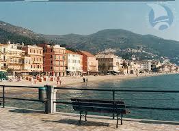 negozio in vendita ad Alassio