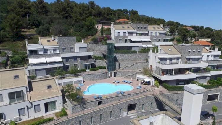 appartamento in vendita ad Alassio