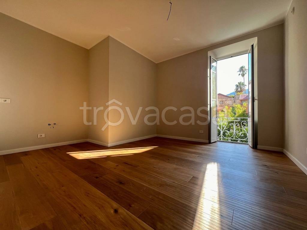 appartamento in vendita ad Alassio