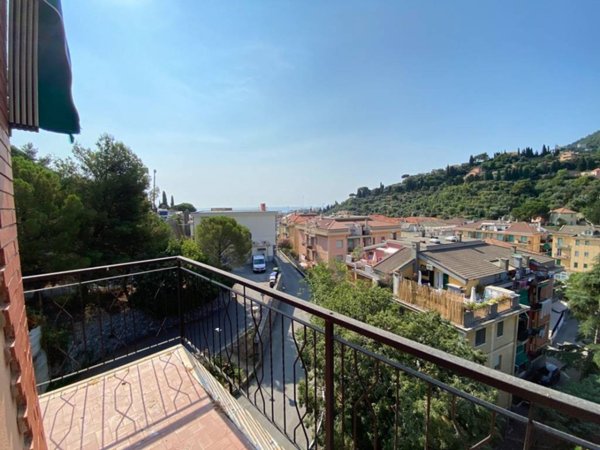 appartamento in vendita ad Alassio