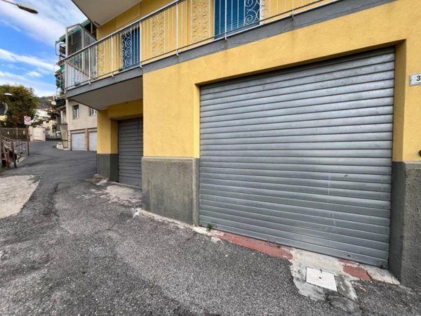 locale di sgombero in vendita ad Alassio
