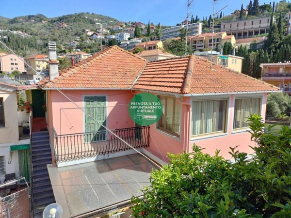 appartamento in vendita ad Alassio