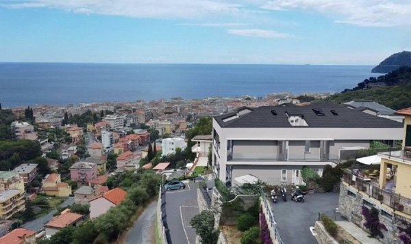 appartamento in vendita ad Alassio