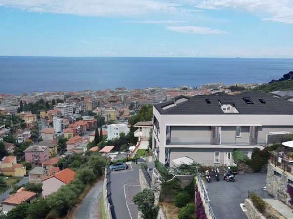 appartamento in vendita ad Alassio