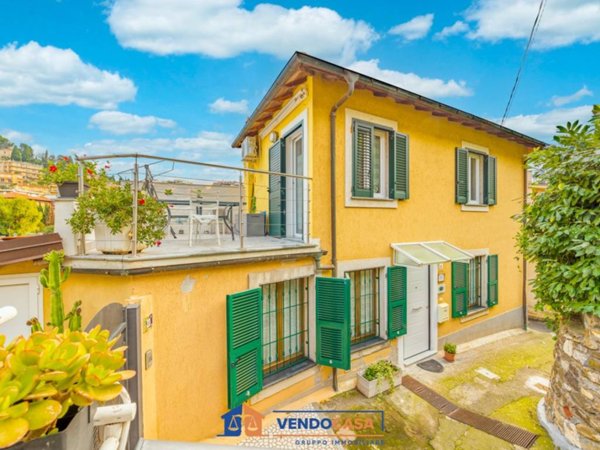 casa indipendente in vendita ad Alassio