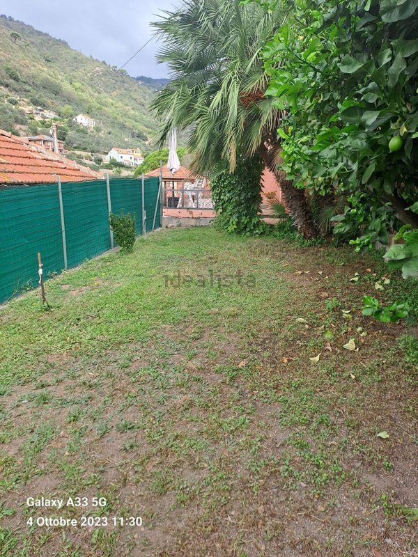 casa indipendente in vendita ad Alassio
